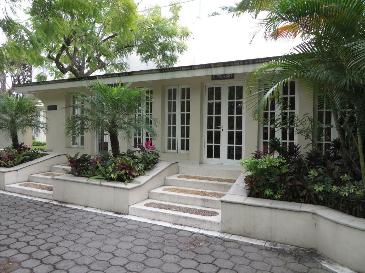 The Lorian Club Hotel Cocoyoc Exterior photo