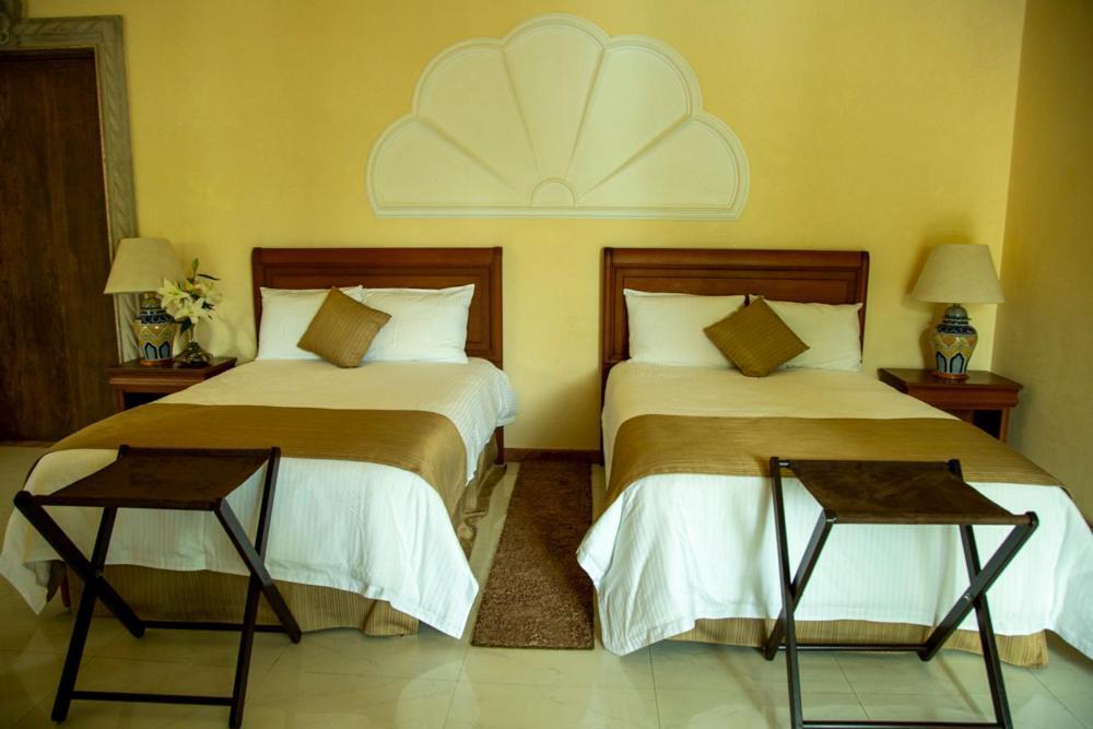 The Lorian Club Hotel Cocoyoc Exterior photo